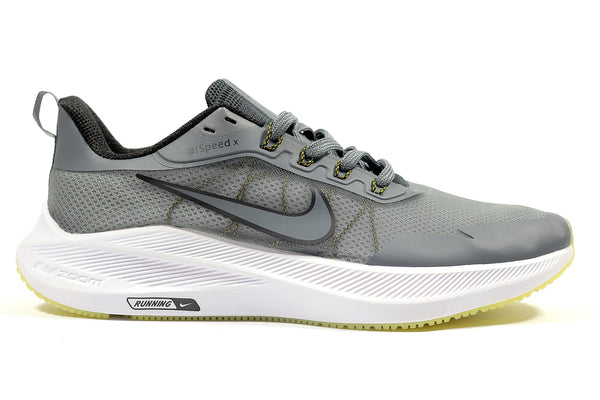 Nike Zoom Quest 4 Gray